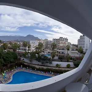 Piramides Playa de las Americas (Tenerife)